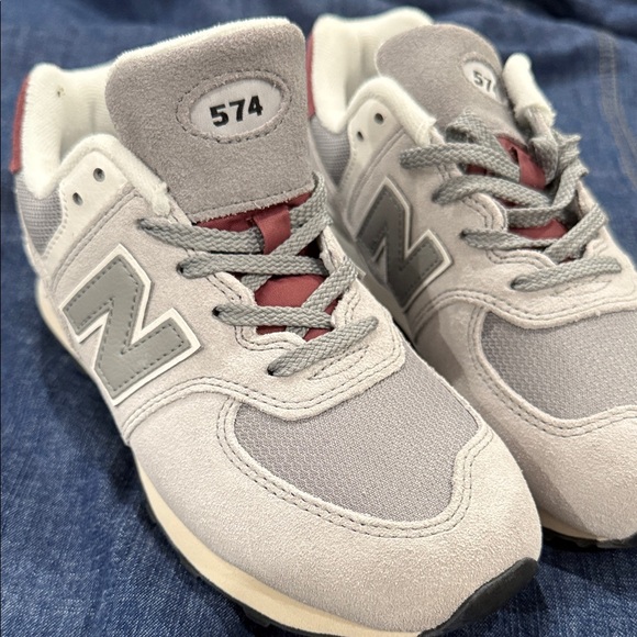 New Balance Gray and Burgundy Sneakers - Picture 3 of 7